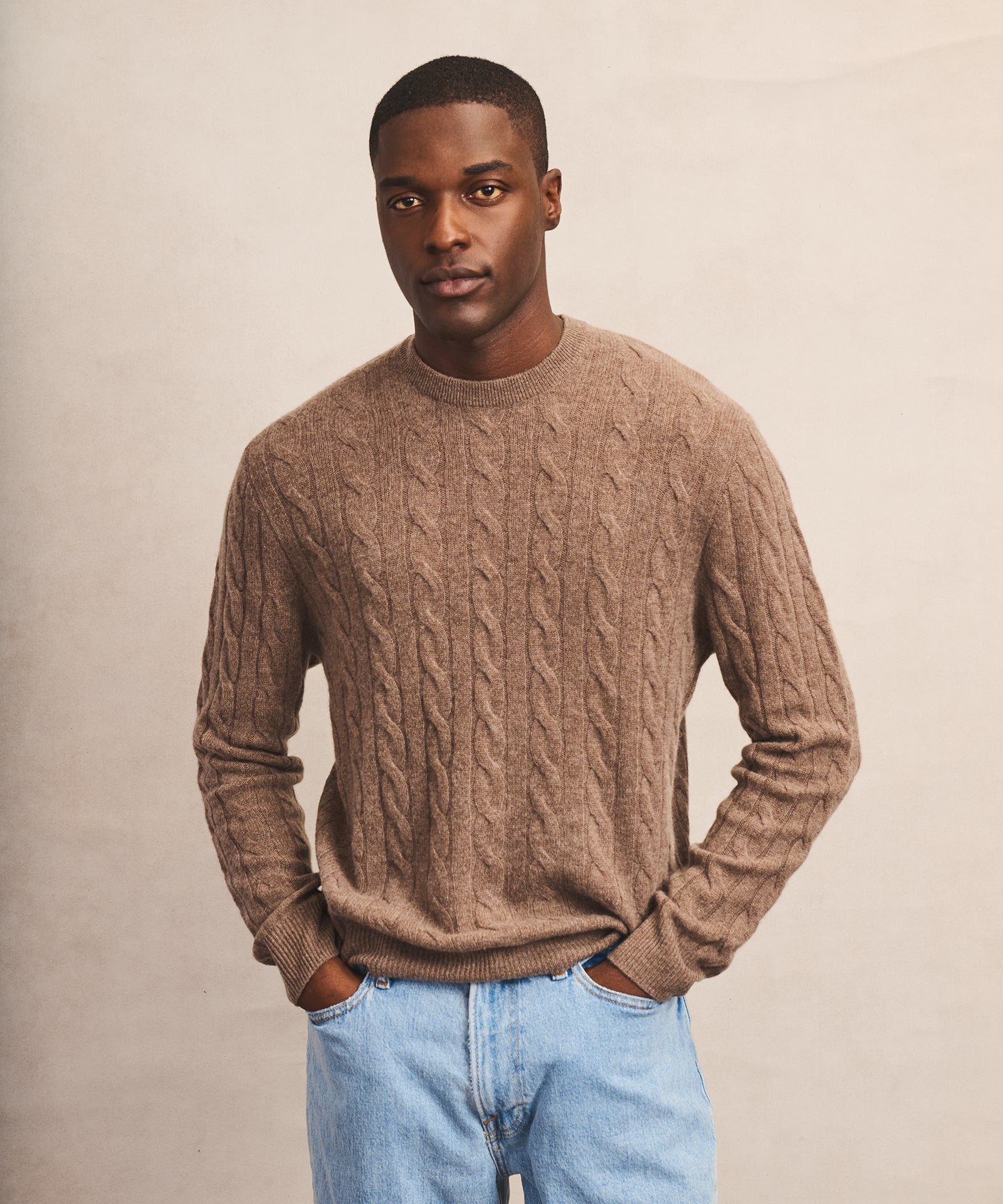Lightweight Cashmere Cable Crewneck Sweater