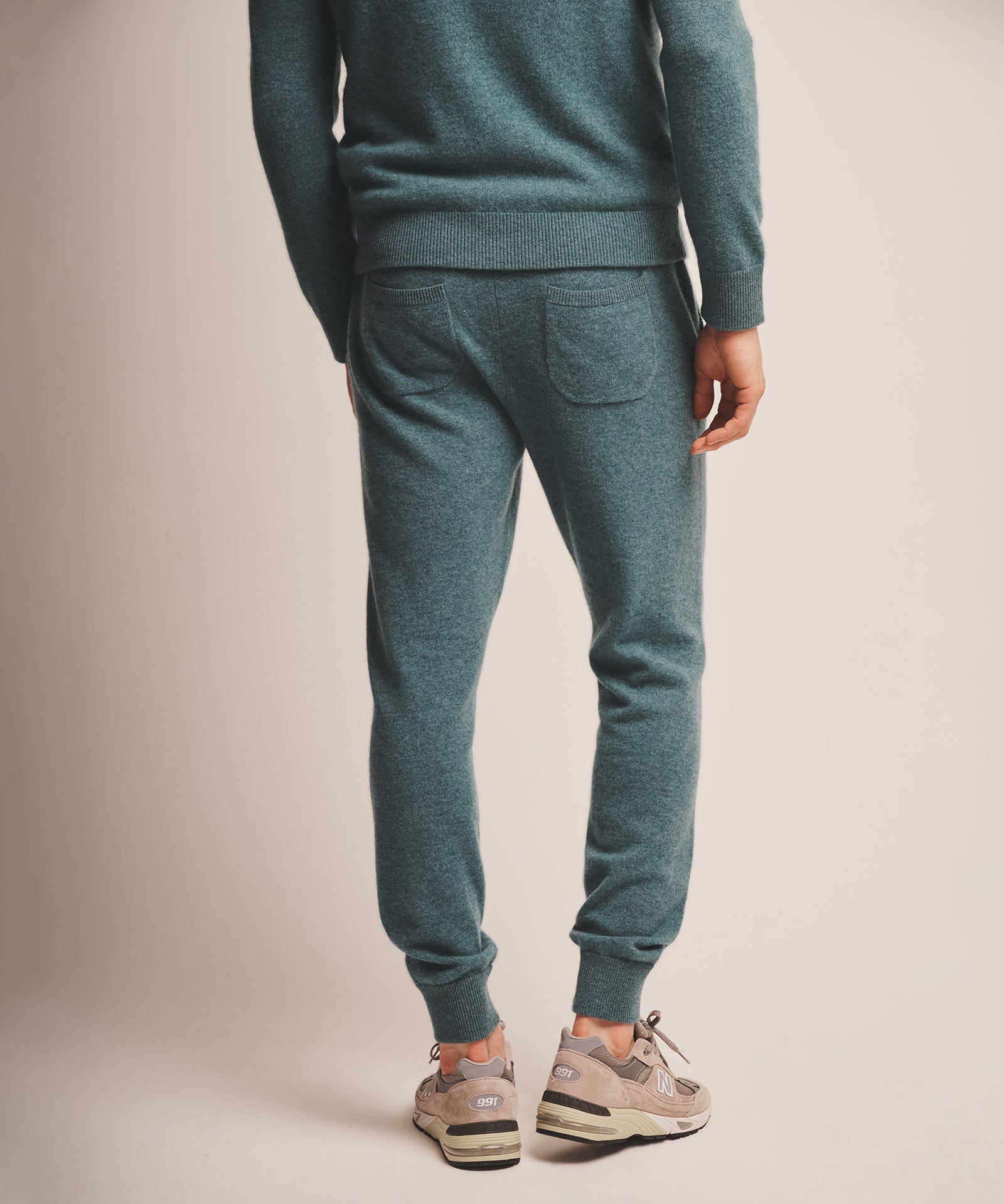 Signature Cashmere Jogger