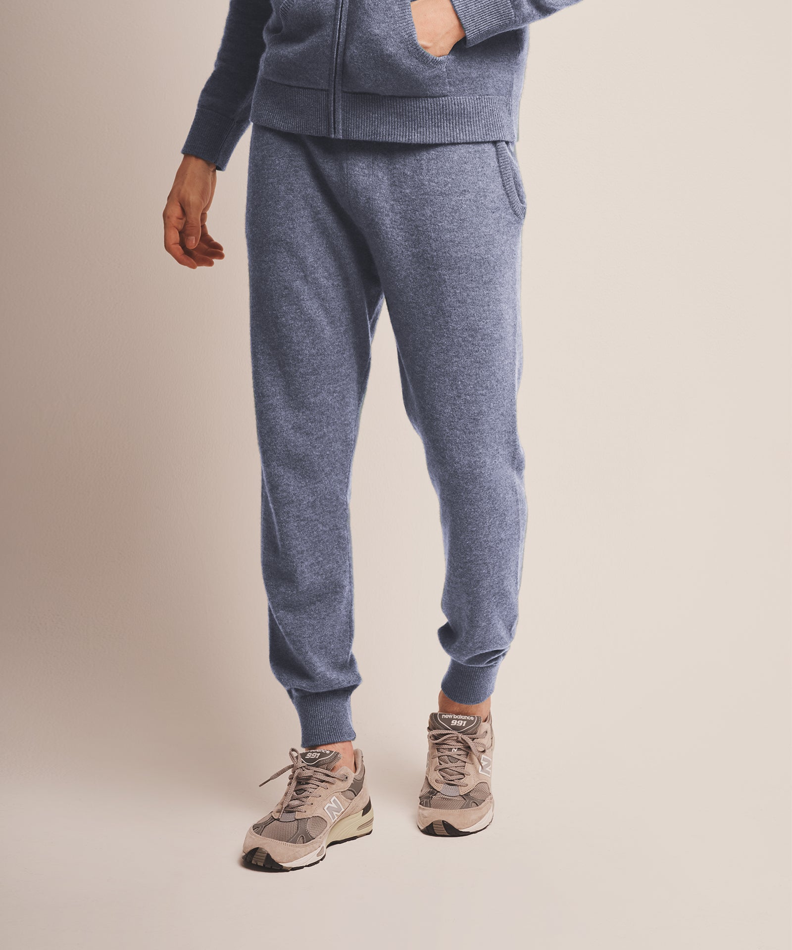 Signature Cashmere Jogger